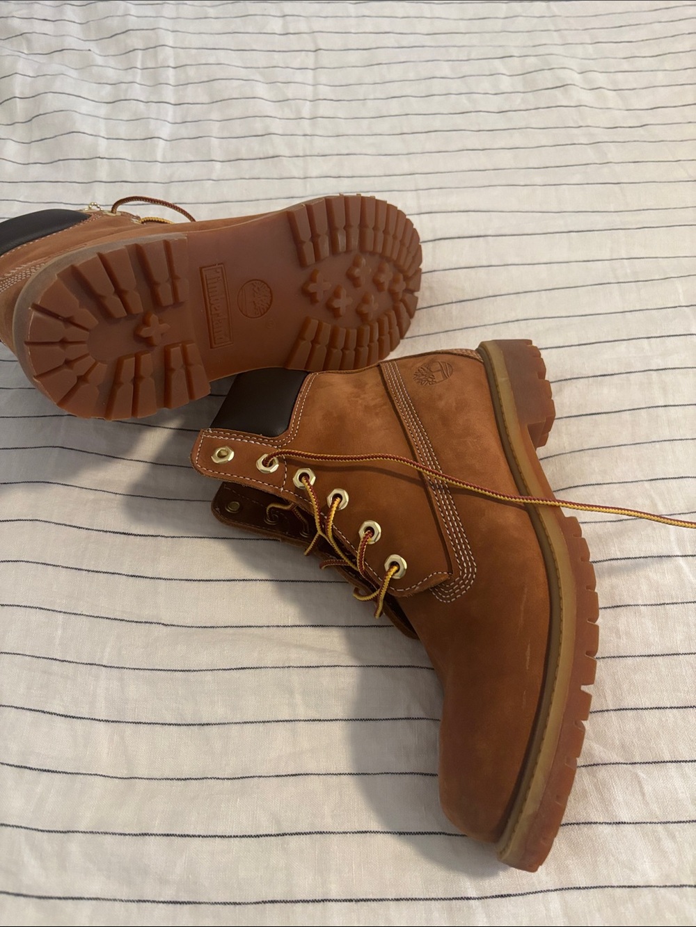 Timbs - Picture 2 of 2